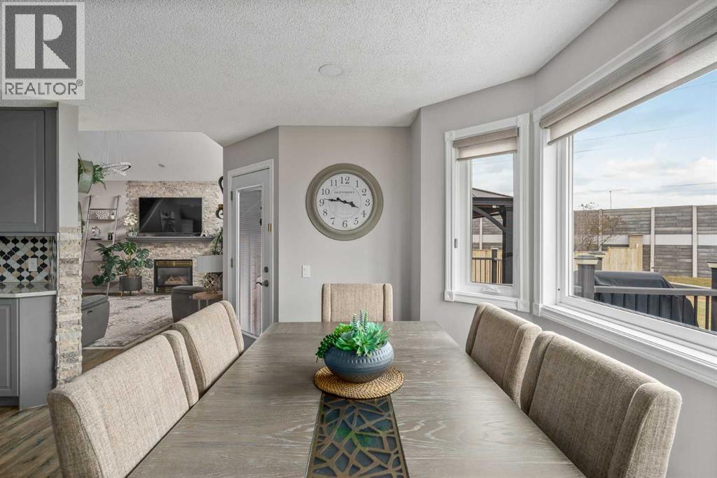 220 Douglas Glen Bay Se, Calgary, Alberta  T2Z 2M8 - Photo 10 - A2297250