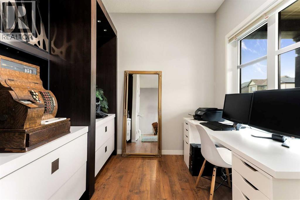 205 Copperpond Parade Se, Calgary, Alberta  T2Z 5B2 - Photo 6 - A2304643