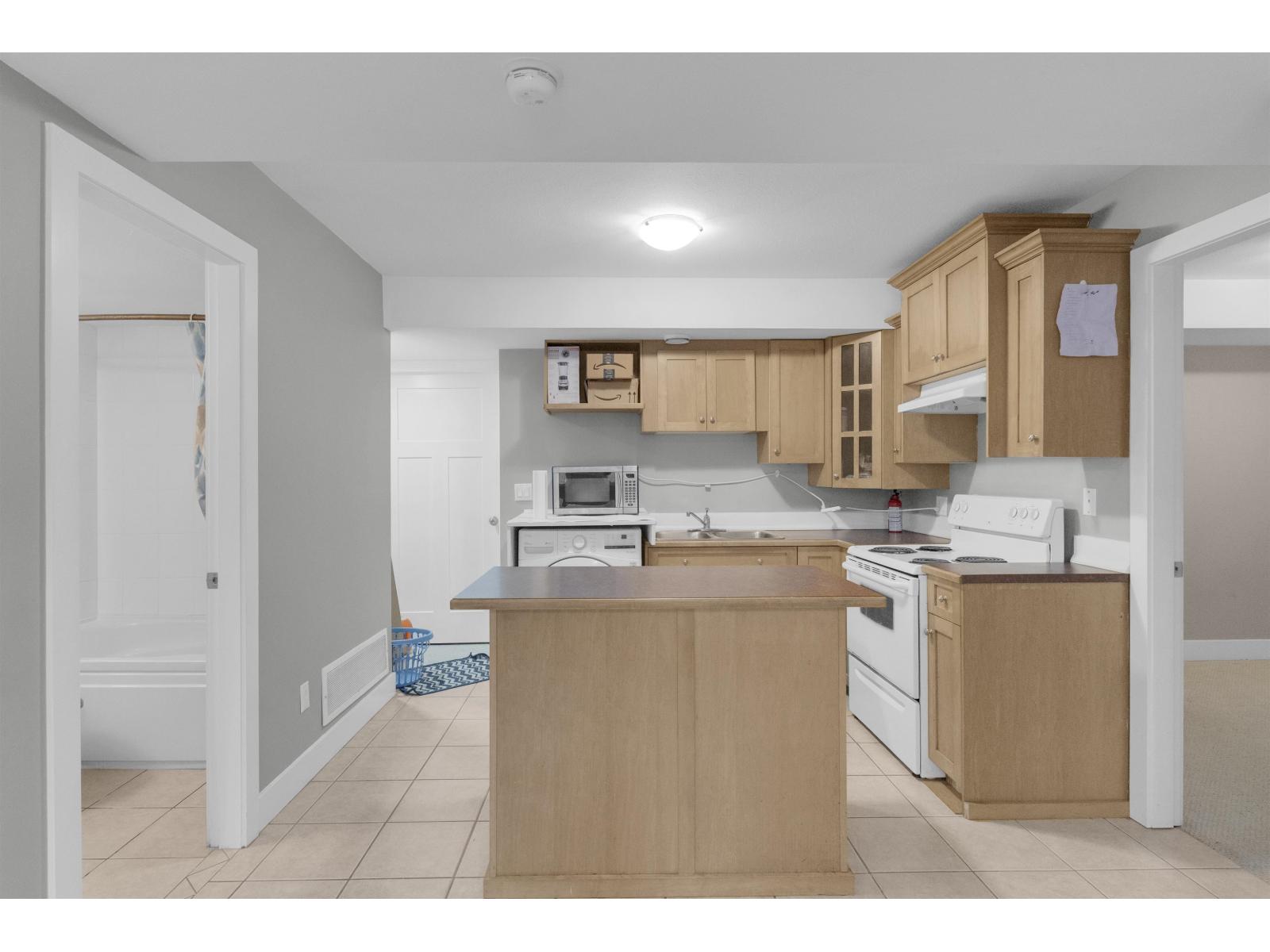 21033 80a Avenue, Langley, British Columbia  V2Y 0J4 - Photo 12 - R3115099