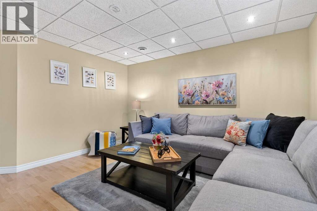 14744 Mt Mckenzie Drive SE, Calgary, Alberta  T2Z 2V1 - Photo 27 - A2303004