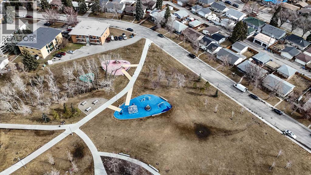 905, 30 Brentwood Common Nw, Calgary, Alberta  T2L 2J9 - Photo 9 - A2291777