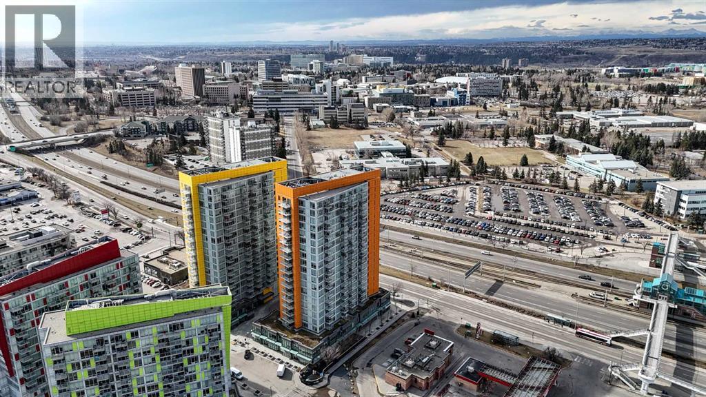 905, 30 Brentwood Common Nw, Calgary, Alberta  T2L 2J9 - Photo 8 - A2291777