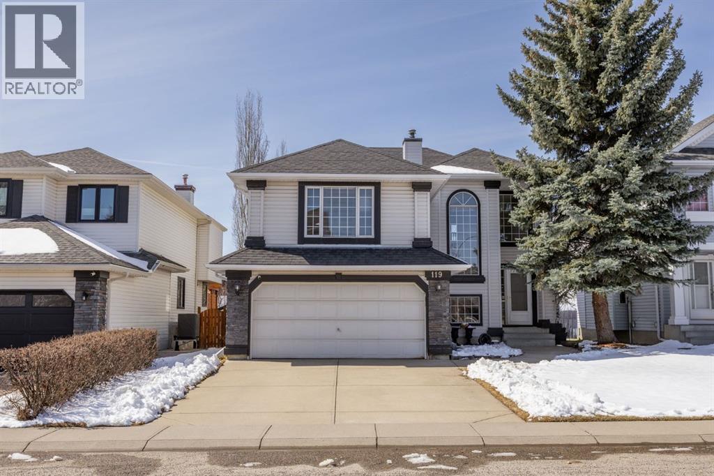 119 Valley Glen Bay Nw, Calgary, Alberta  T3B 5P9 - Photo 2 - A2303270