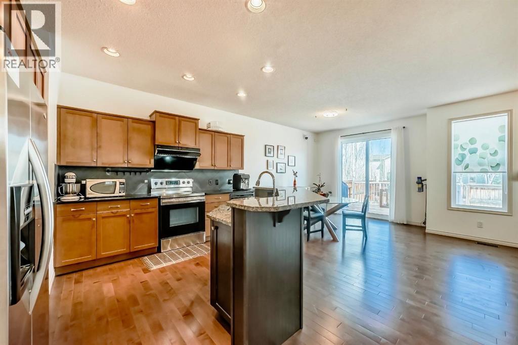 44 Aspen Hills Close SW, Calgary, Alberta  T3H 0C6 - Photo 4 - A2296039