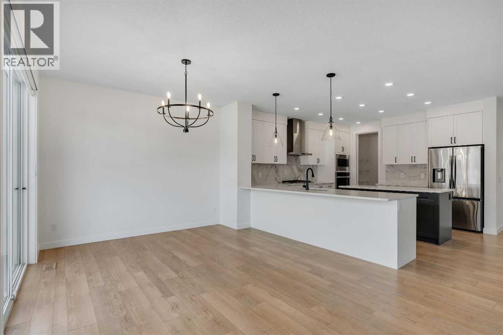 649 Sailfin Drive, Rural Rocky View County, Alberta  T3Z 0J5 - Photo 11 - A2302435