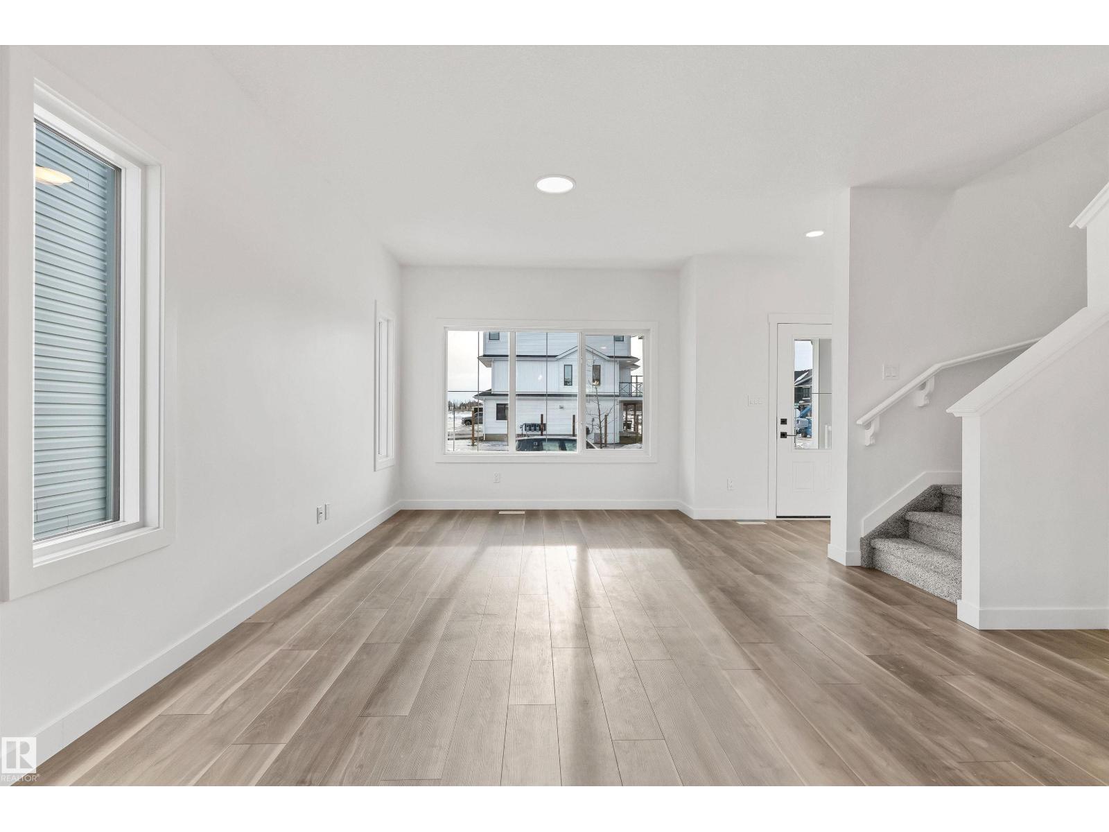 1216 Mcleod Av, Spruce Grove, Alberta  T7X 4B7 - Photo 4 - E4473404