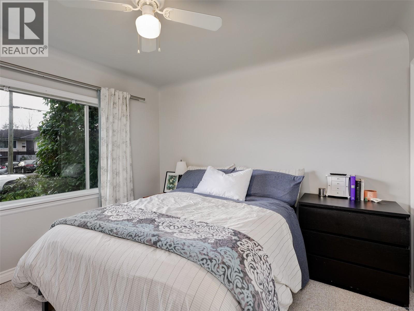 3044 Austin Ave, Saanich, British Columbia  V9A 2L2 - Photo 10 - 1033361