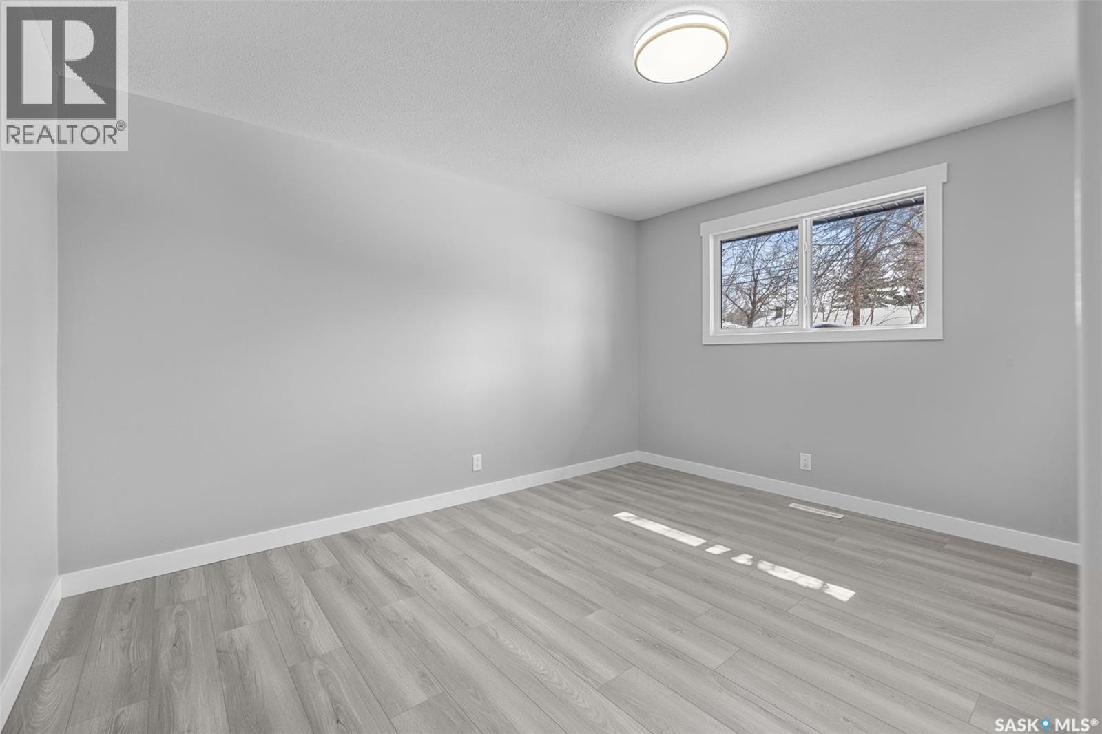 819 Shannon Road, Regina, Saskatchewan  S4S 5K1 - Photo 15 - SK033835