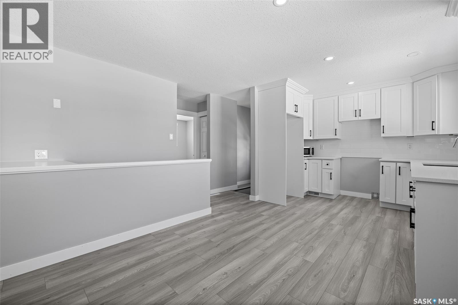 819 Shannon Road, Regina, Saskatchewan  S4S 5K1 - Photo 8 - SK033835