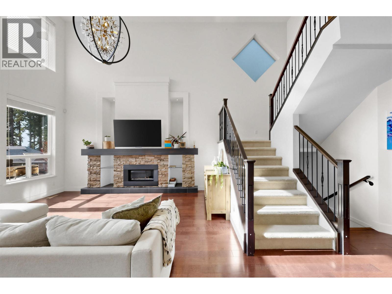 3492 Bishop Place, Coquitlam, British Columbia  V3E 0K2 - Photo 5 - R3115429