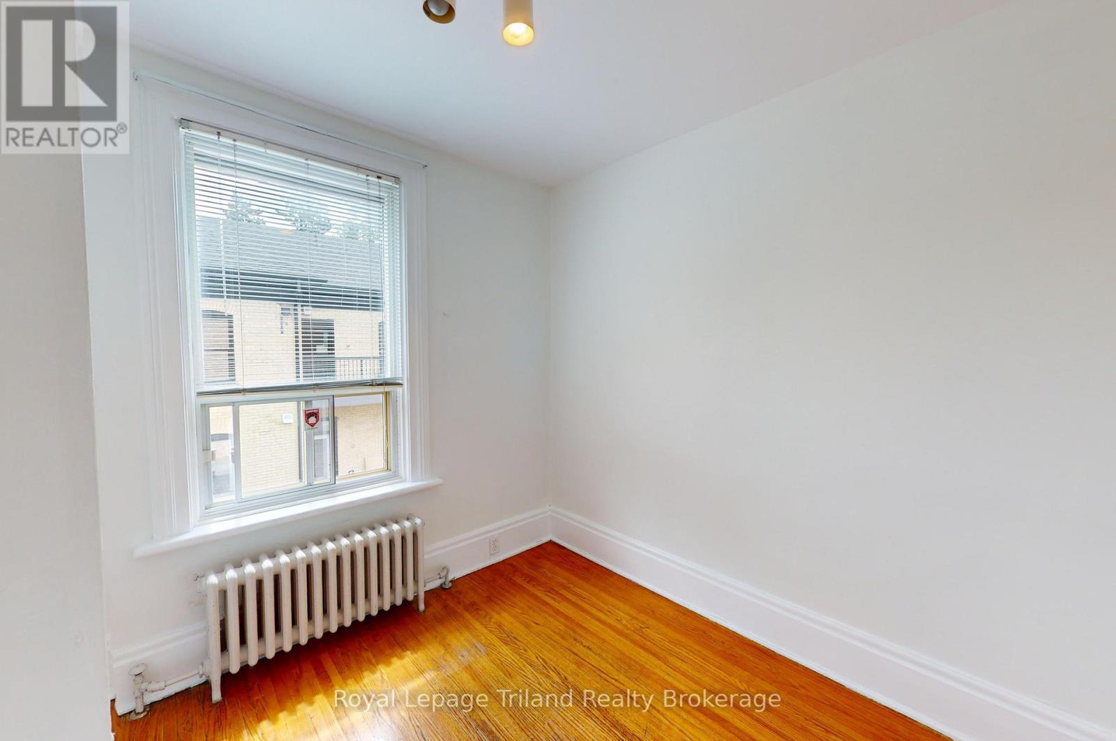 Upper - 1bed - 52 Wellington Street S, Woodstock, Ontario  N4S 3H6 - Photo 3 - X13038860