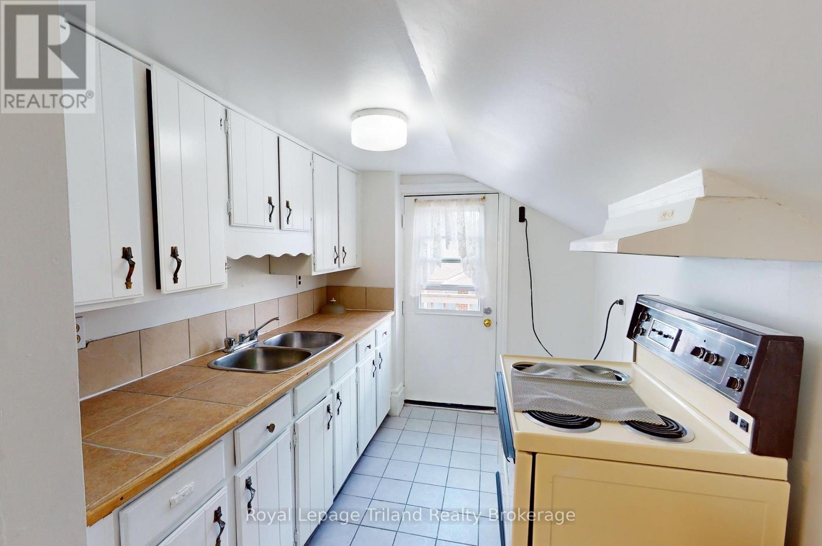 Upper - 1bed - 52 Wellington Street S, Woodstock, Ontario  N4S 3H6 - Photo 6 - X13038860