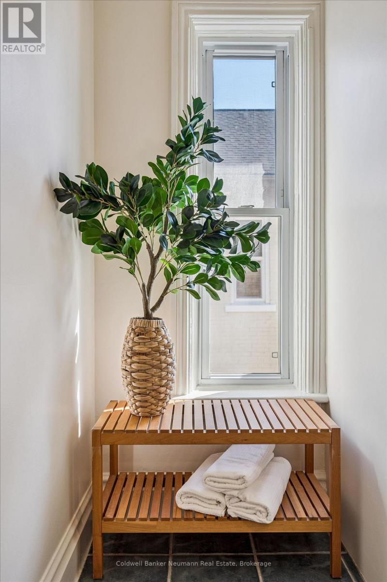 125 Paisley Street, Guelph, Ontario  N1H 2N9 - Photo 23 - X13038930