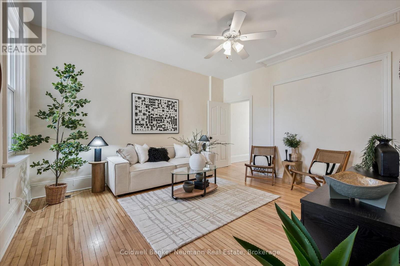 125 Paisley Street, Guelph, Ontario  N1H 2N9 - Photo 3 - X13038930