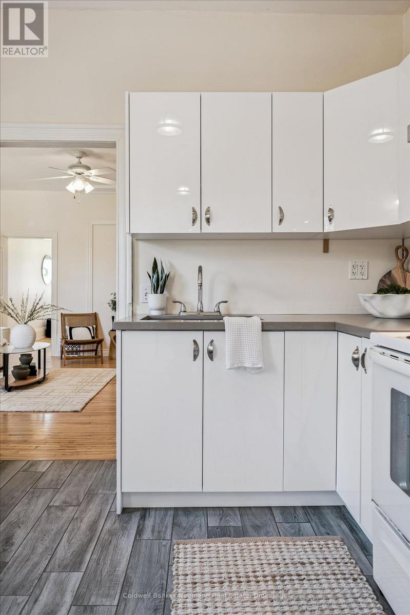 125 Paisley Street, Guelph, Ontario  N1H 2N9 - Photo 30 - X13038930