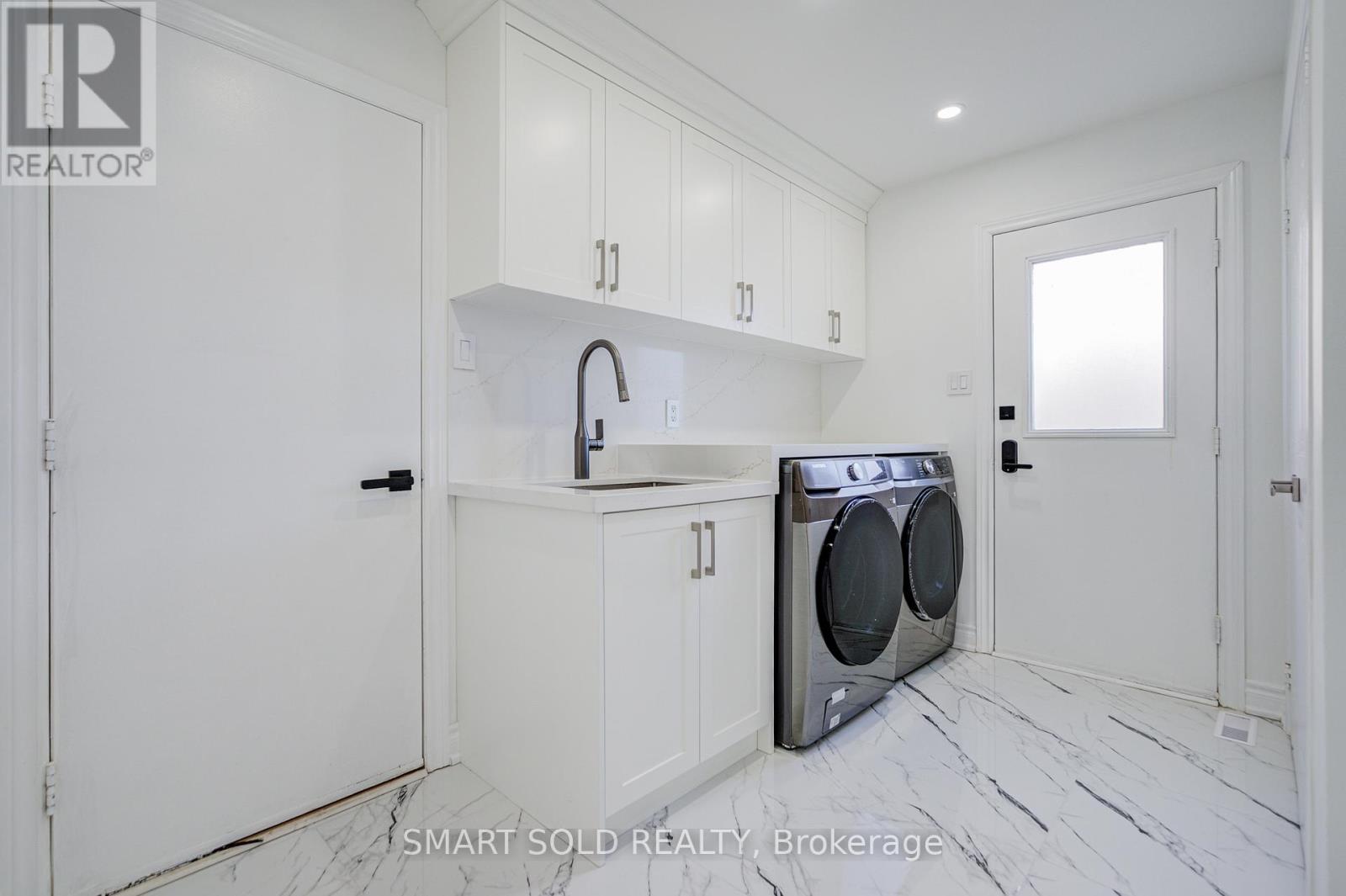 33 Love Crescent, Ajax, Ontario  L1S 4T3 - Photo 21 - E13038934