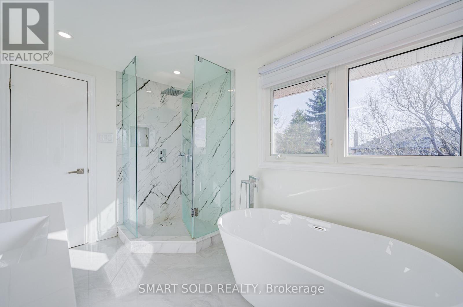 33 Love Crescent, Ajax, Ontario  L1S 4T3 - Photo 28 - E13038934