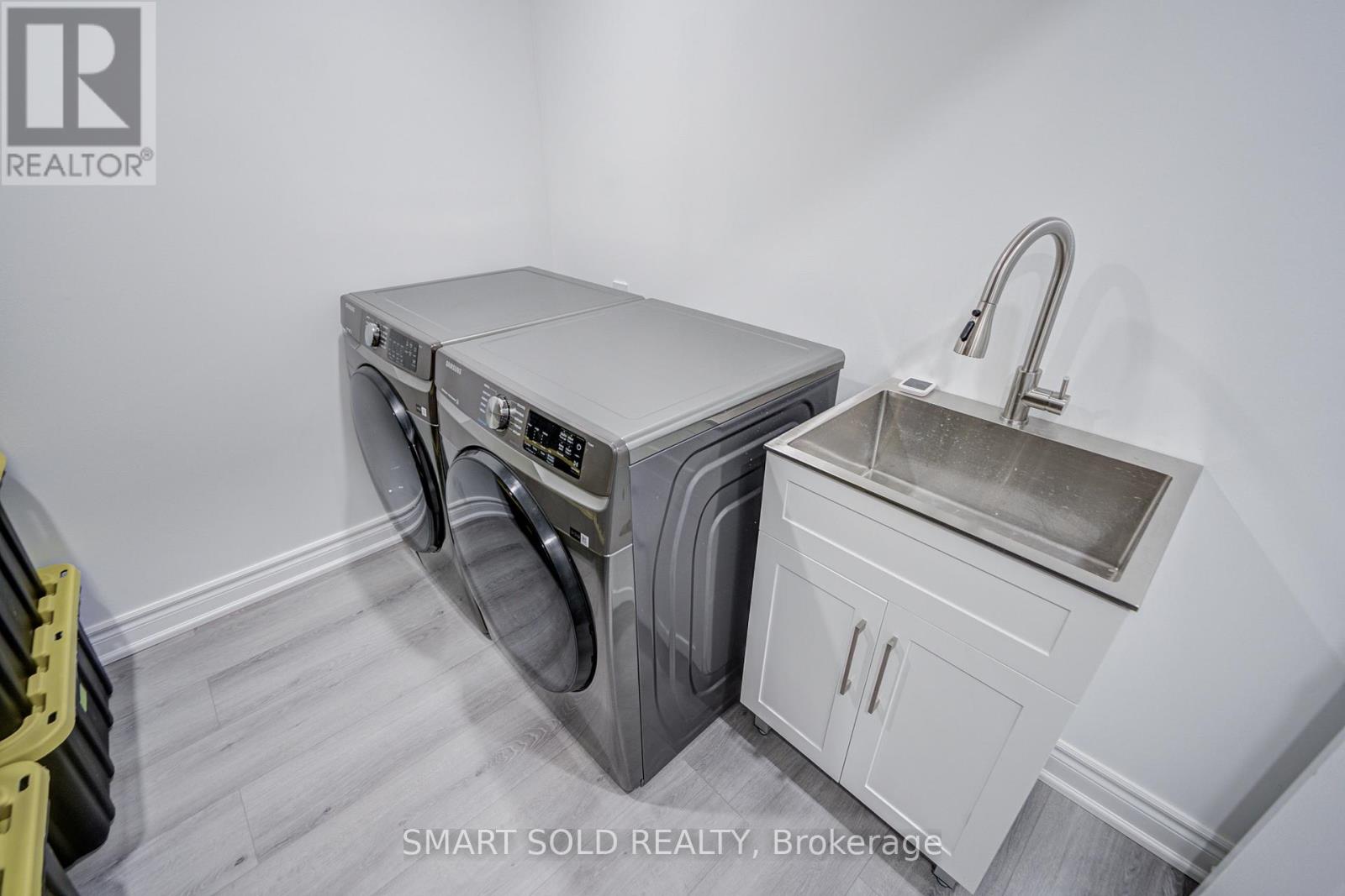 33 Love Crescent, Ajax, Ontario  L1S 4T3 - Photo 44 - E13038934