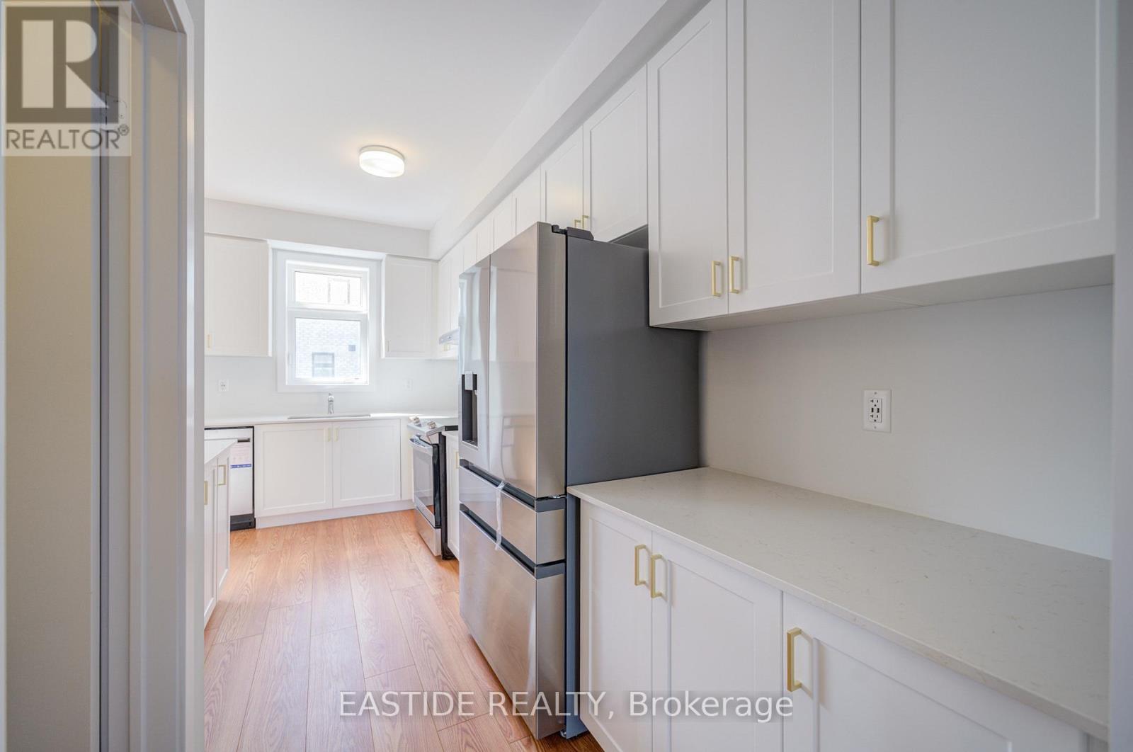 36 Danielle Moore Circle, Toronto, Ontario  M1P 2S7 - Photo 18 - E13038938