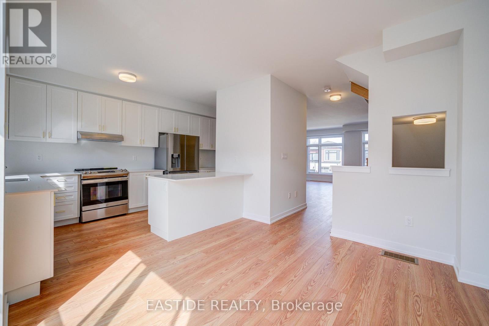 36 Danielle Moore Circle, Toronto, Ontario  M1P 2S7 - Photo 28 - E13038938