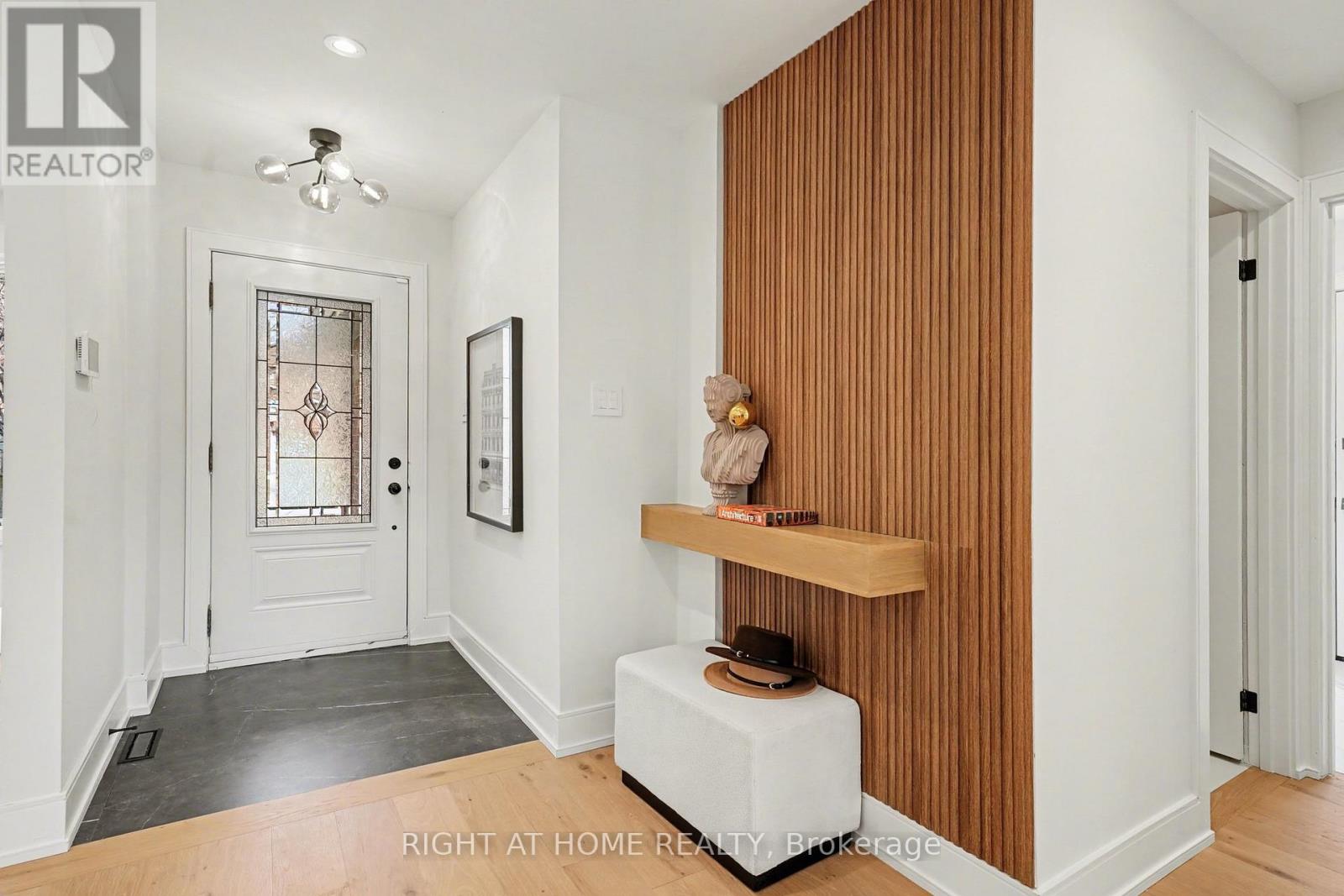 19 Lang Road, Markham, Ontario  L3T 7E8 - Photo 2 - N13038918