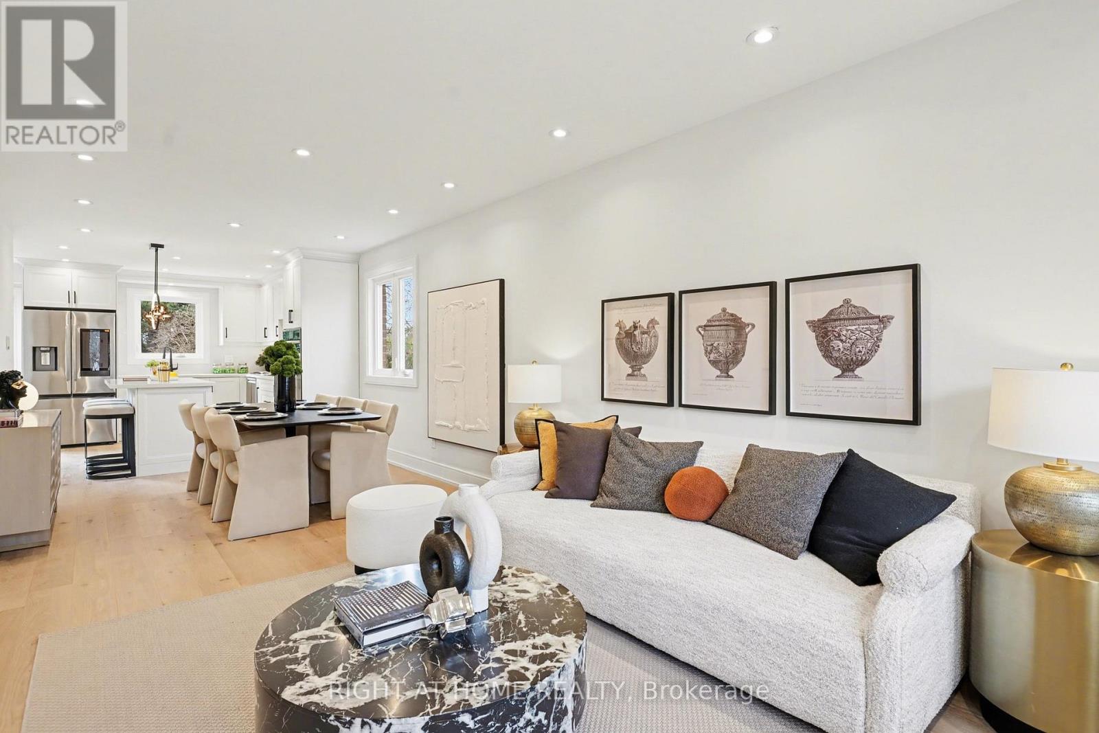 19 Lang Road, Markham, Ontario  L3T 7E8 - Photo 5 - N13038918