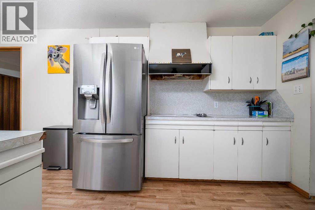 104040 Range Road 111, Bow Island, Alberta  T0K 0G0 - Photo 8 - A2303888