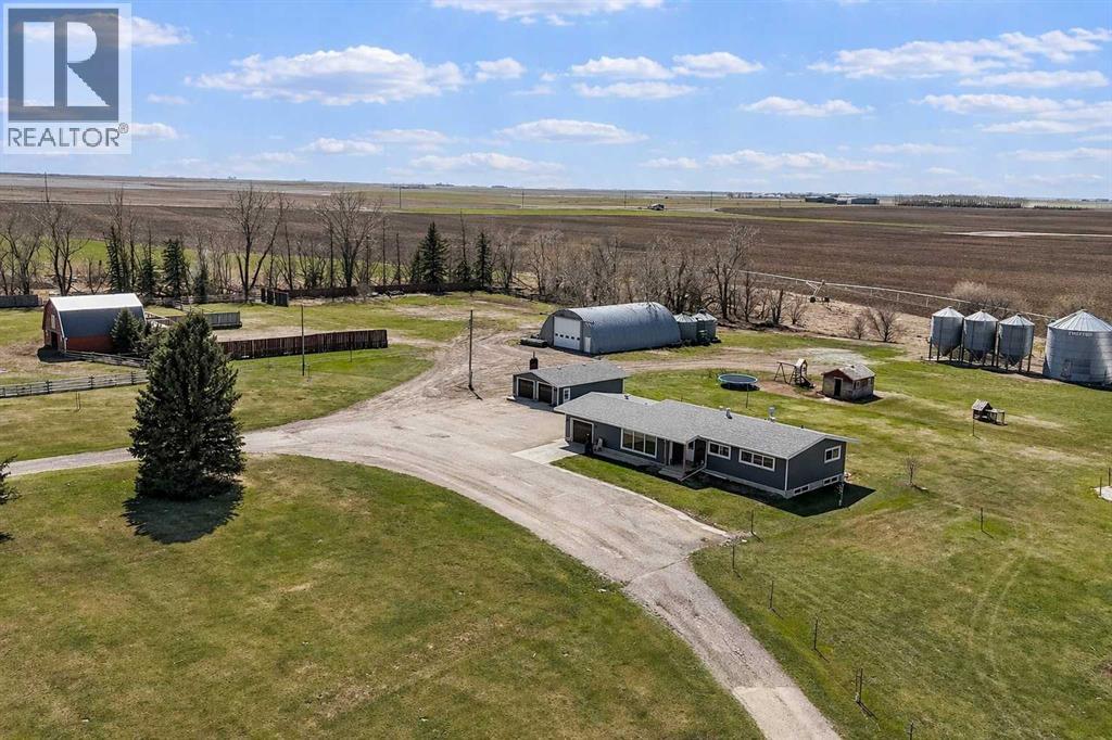 104040 Range Road 111, Bow Island, Alberta  T0K 0G0 - Photo 1 - A2303888