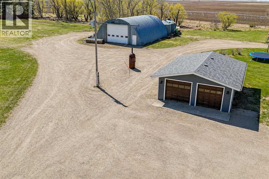 104040 Range Road 111, Bow Island, Alberta  T0K 0G0 - Photo 25 - A2303888