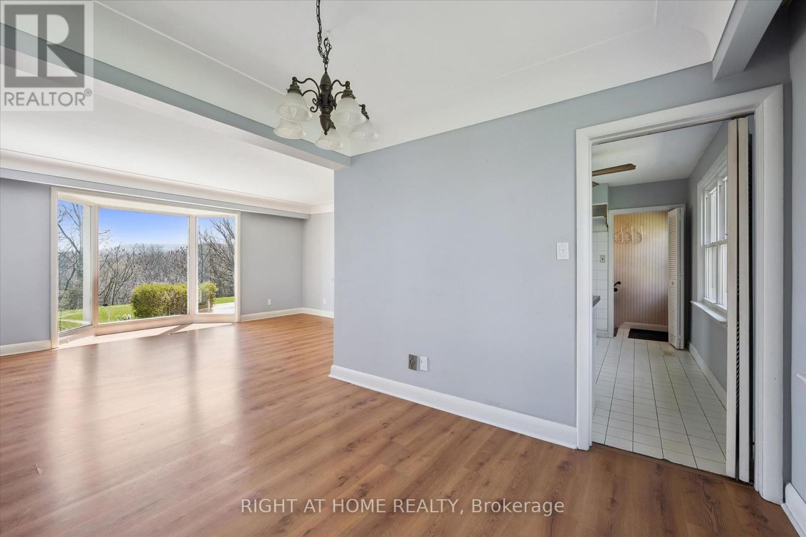 5156 Appleby Line, Burlington, Ontario  L7M 0P5 - Photo 9 - W13038900