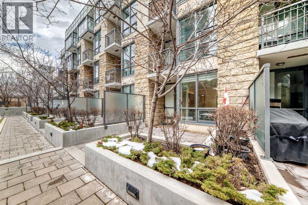 110, 51 Waterfront Mews Sw, Calgary, Alberta  T2P 0X3 - Photo 16 - A2300672