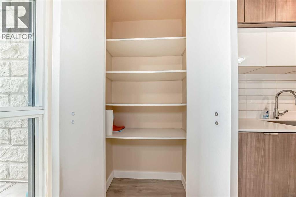 110, 51 Waterfront Mews Sw, Calgary, Alberta  T2P 0X3 - Photo 28 - A2300672