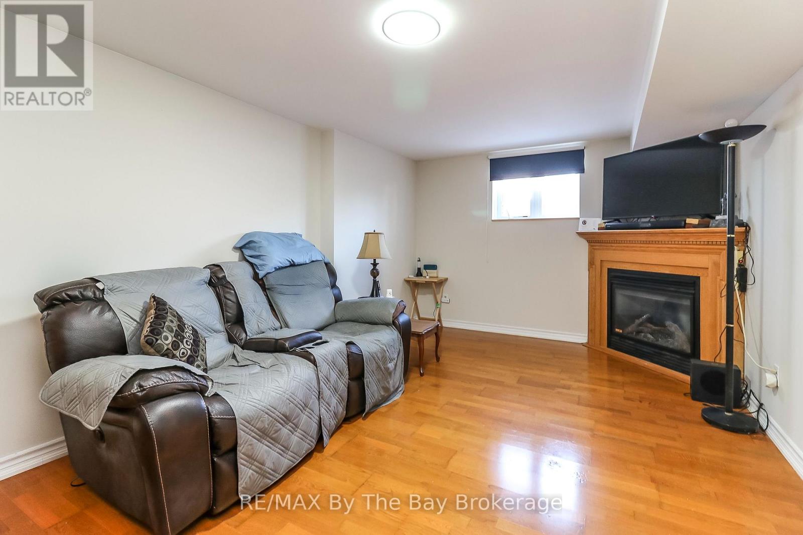 437 Ramblewood Drive, Wasaga Beach, Ontario  L9Z 1P3 - Photo 31 - S12864816