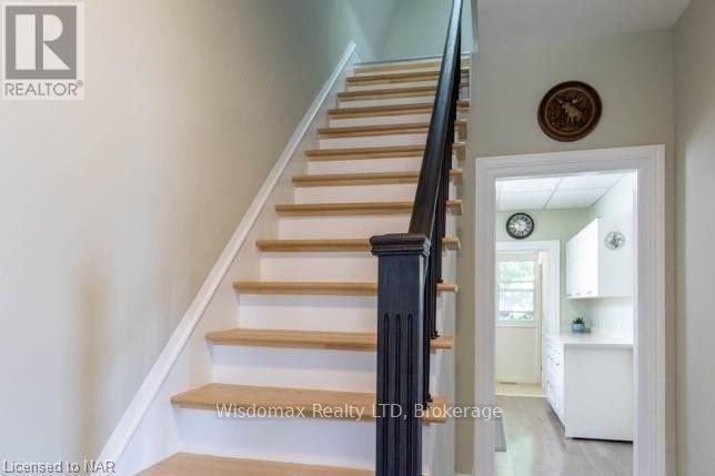 4466 Fourth Avenue, Niagara Falls, Ontario  L2E 4N3 - Photo 4 - X13038976