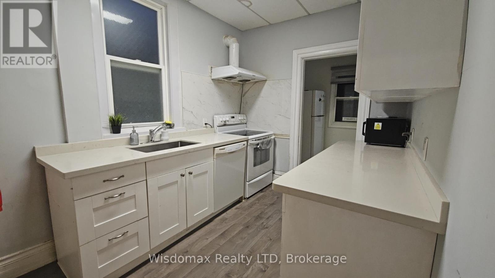 4466 Fourth Avenue, Niagara Falls, Ontario  L2E 4N3 - Photo 6 - X13038976