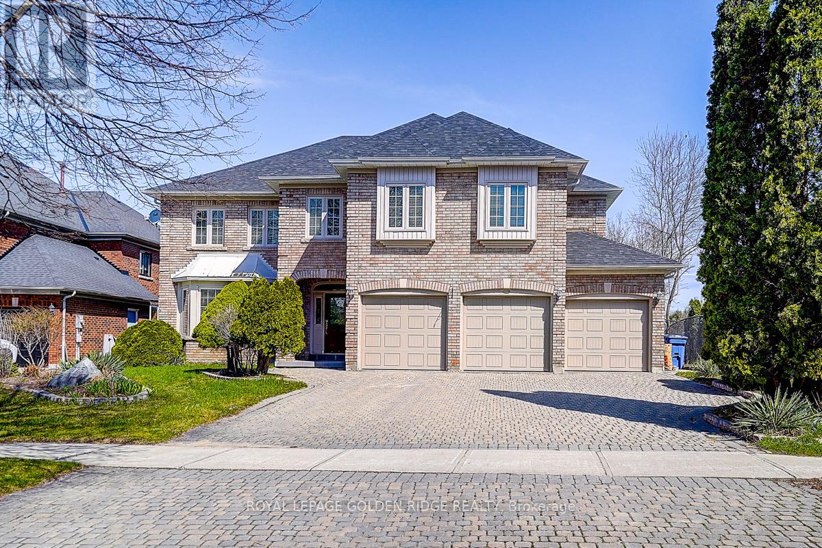 725 EXCELLER CIRCLE, Newmarket, Ontario