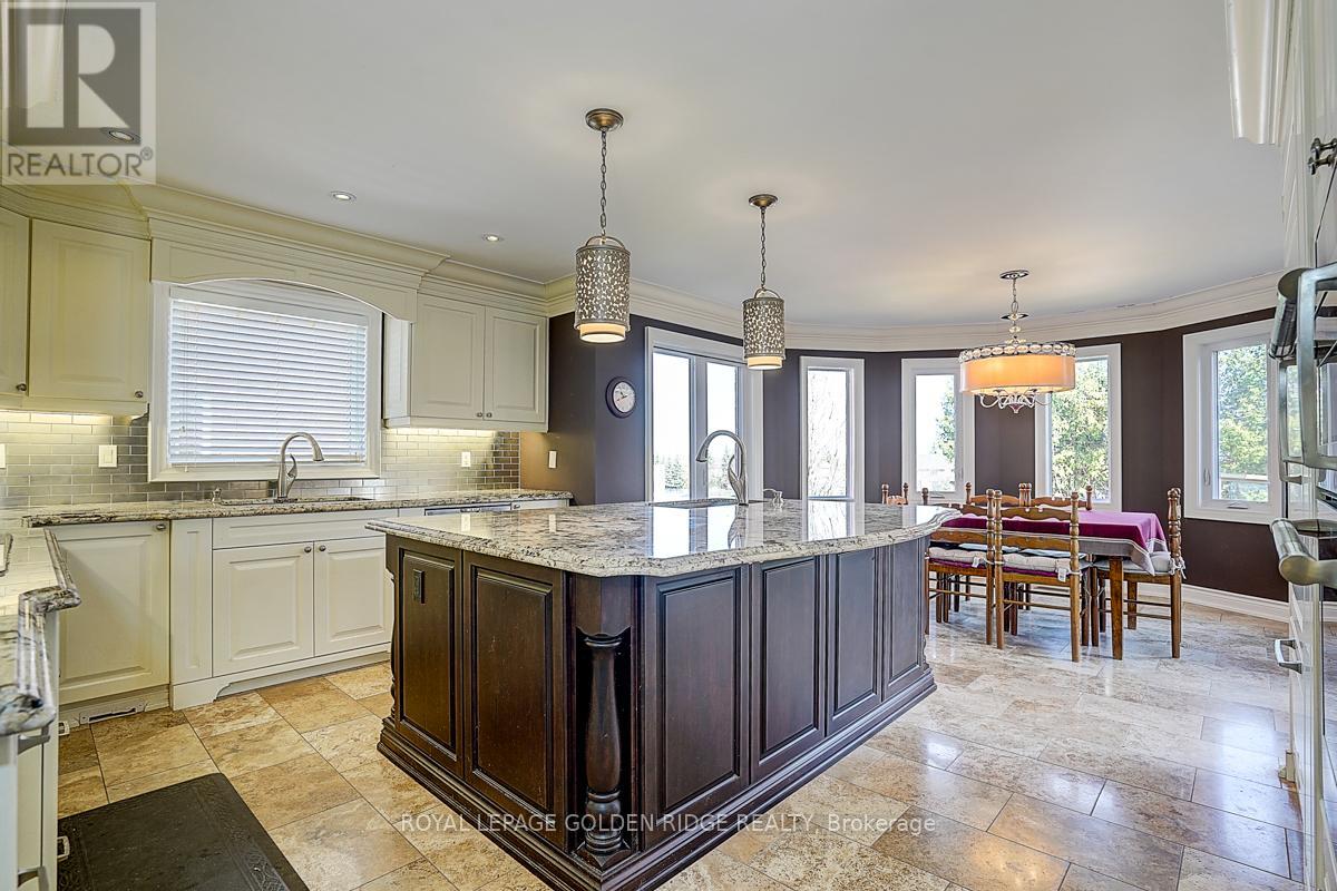 725 Exceller Circle, Newmarket, Ontario  L3X 1P4 - Photo 15 - N13038956