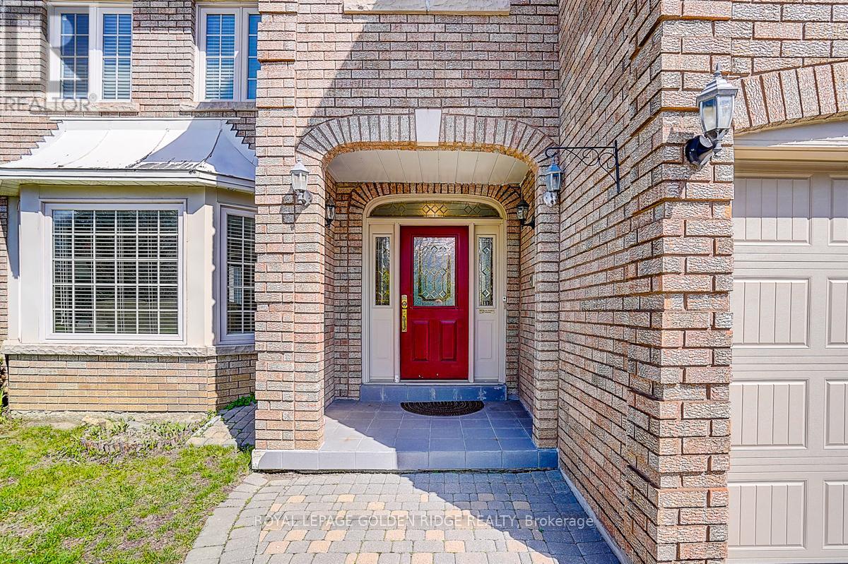 725 Exceller Circle, Newmarket, Ontario  L3X 1P4 - Photo 3 - N13038956