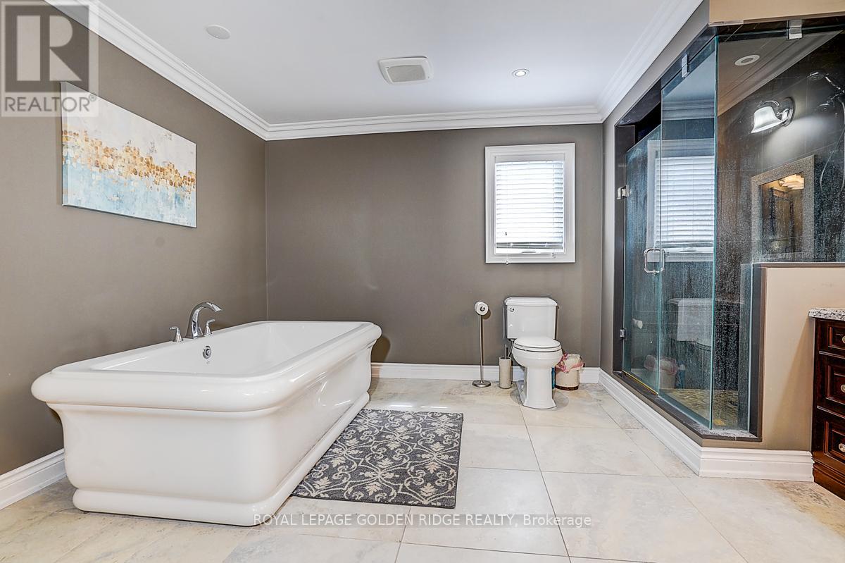 725 Exceller Circle, Newmarket, Ontario  L3X 1P4 - Photo 31 - N13038956