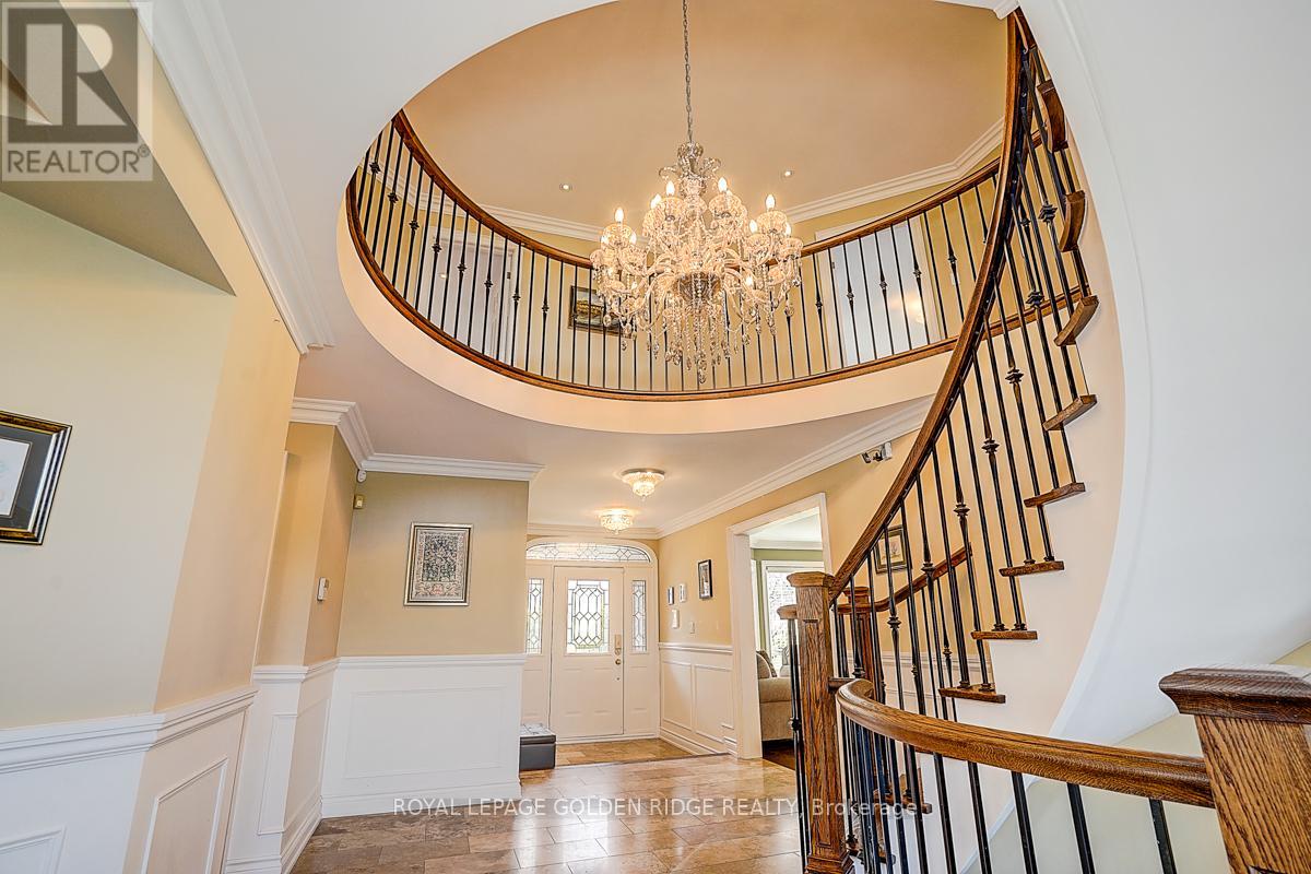 725 Exceller Circle, Newmarket, Ontario  L3X 1P4 - Photo 6 - N13038956