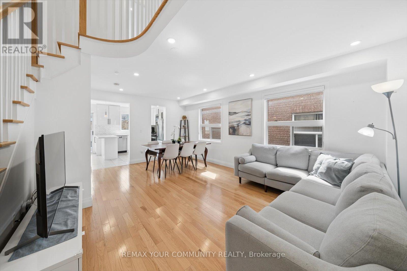 133 Novella Road, Vaughan, Ontario  L4K 5K6 - Photo 6 - N13038960