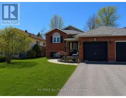 4 DONALD CRESCENT, Wasaga Beach, Ontario