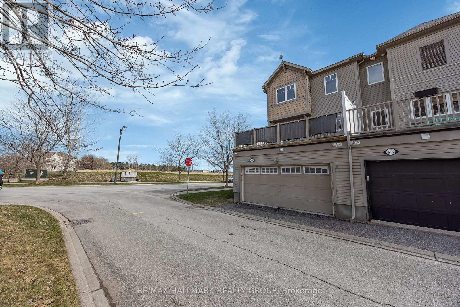 618 Martinique Lane, Ottawa, Ontario  K2S 0L9 - Photo 35 - X13038872