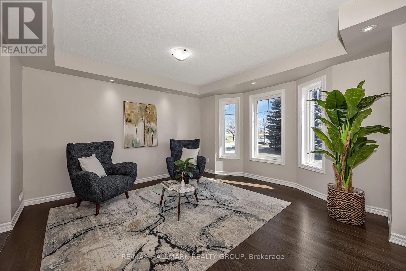 618 Martinique Lane, Ottawa, Ontario  K2S 0L9 - Photo 4 - X13038872