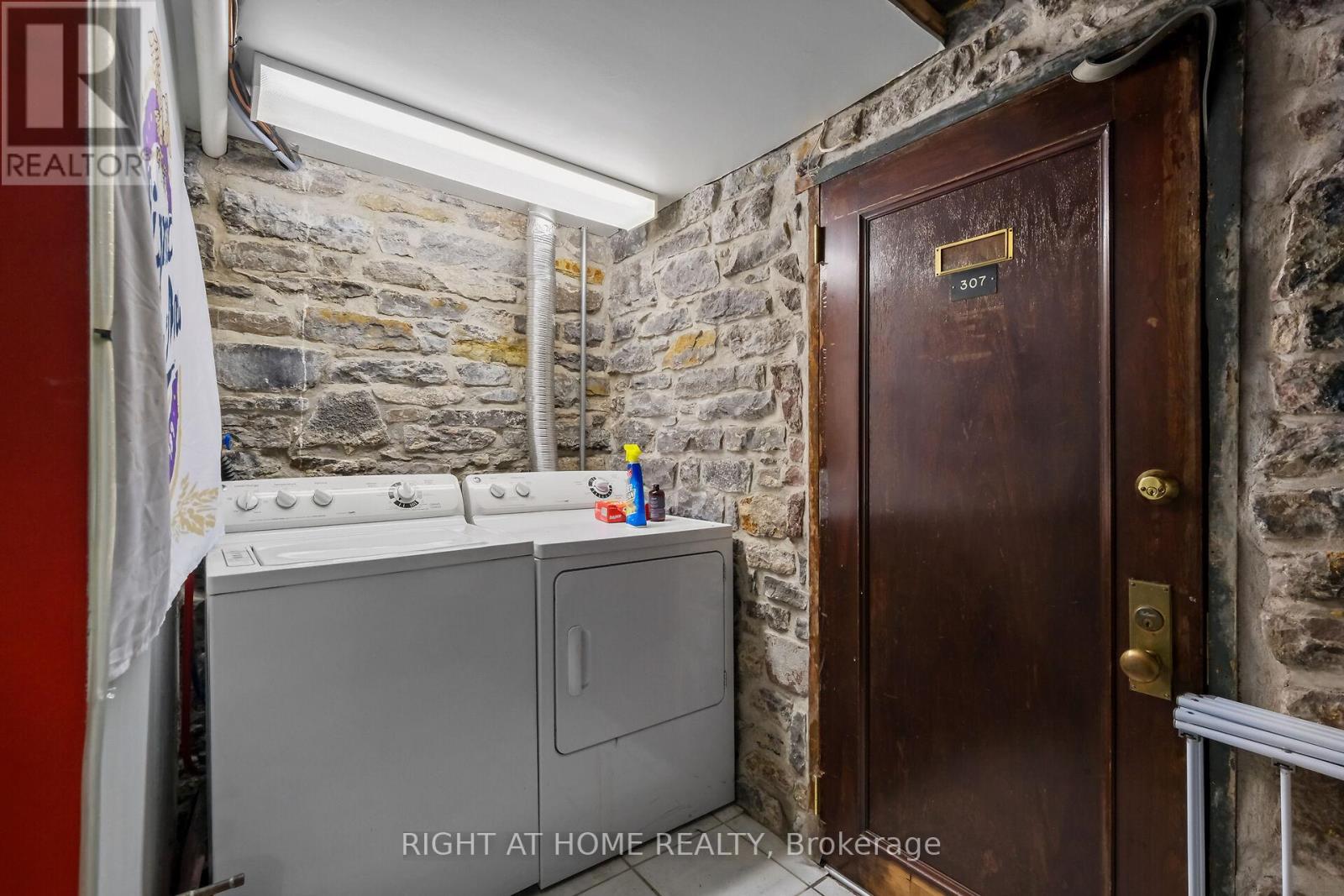 93 Gilmour Street, Ottawa, Ontario  K2P 0N5 - Photo 49 - X13038902