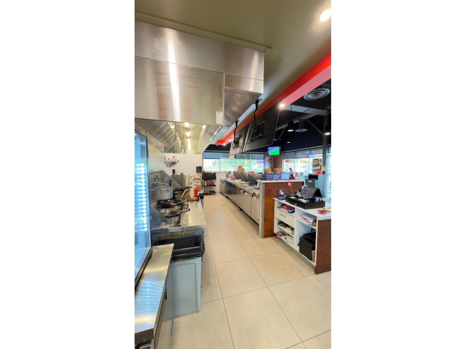 318 8249 Eagle Landing Parkway, West Chilliwack, Chilliwack, British Columbia  V2R 0P9 - Photo 8 - C8078176