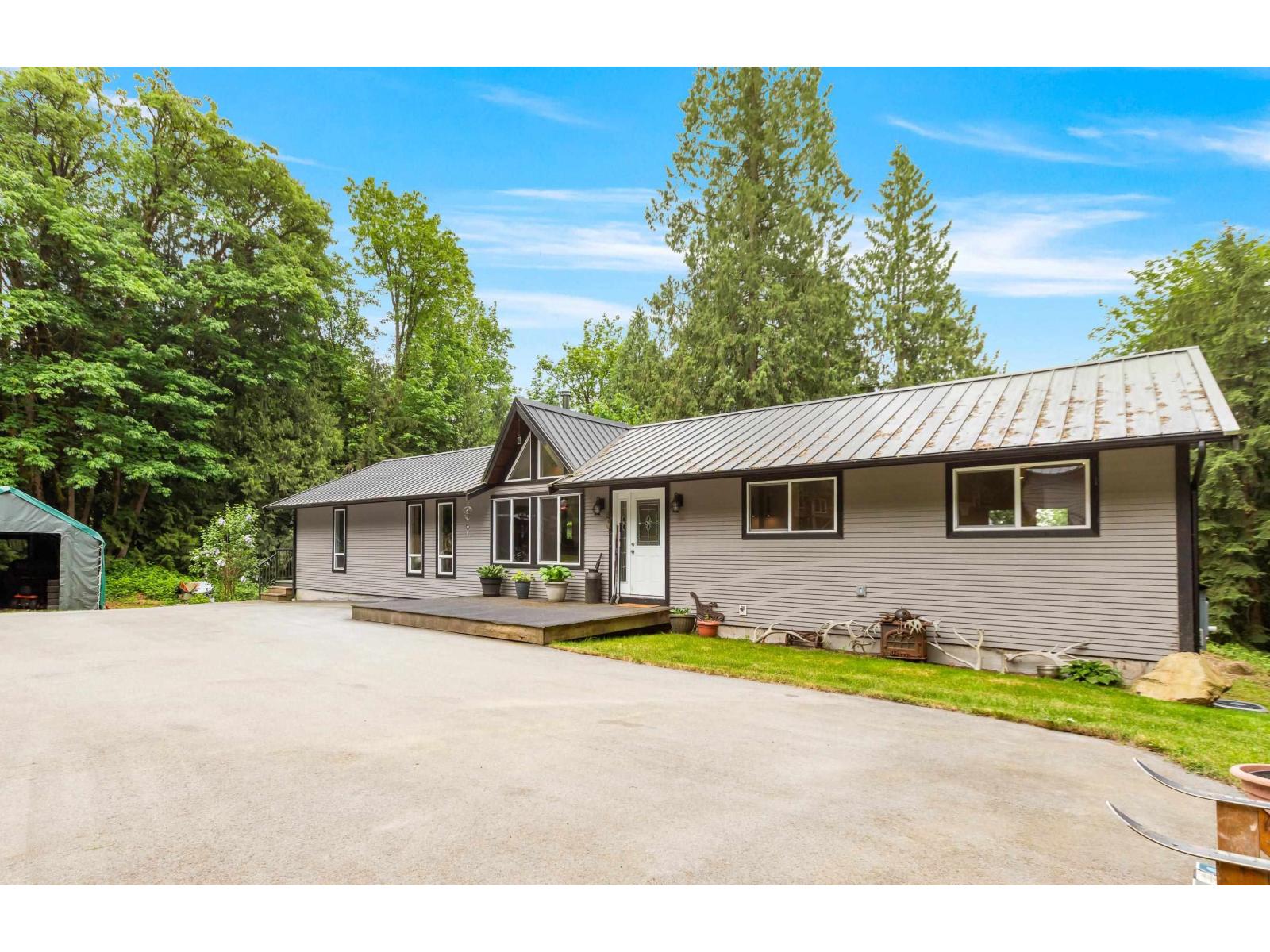 31648 GROVE AVENUE, Mission, British Columbia