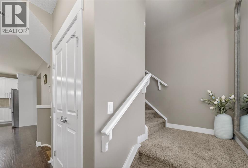 229 Rainbow Falls Glen, Chestermere, Alberta  T1X 0S6 - Photo 14 - A2298551