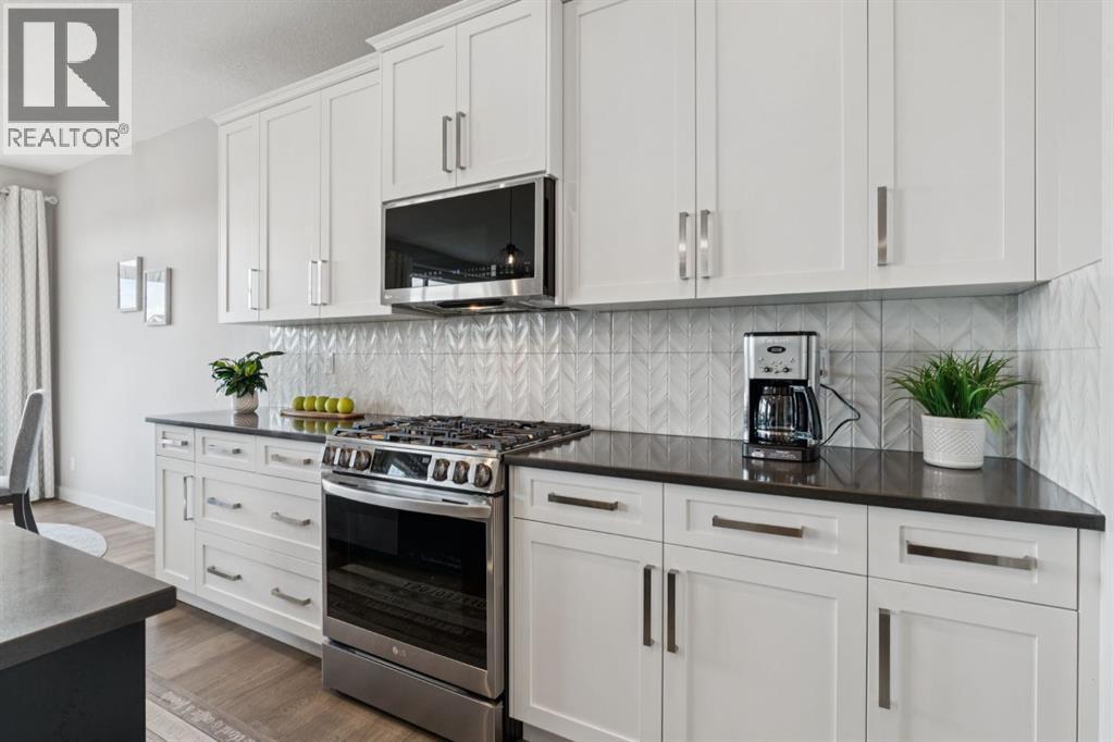 363 Precedence Hill, Cochrane, Alberta  T4C 2T7 - Photo 4 - A2302810