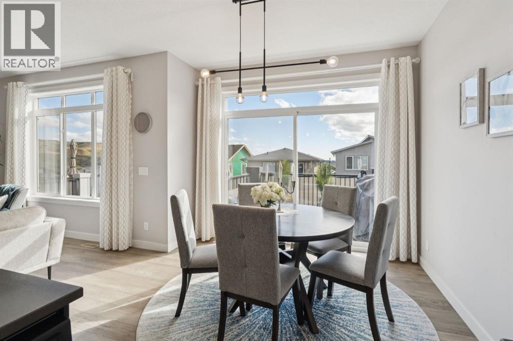 363 Precedence Hill, Cochrane, Alberta  T4C 2T7 - Photo 10 - A2302810